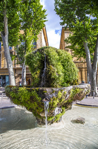 nince 大炮的喷泉在普罗旺斯