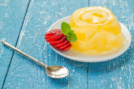 鸡毛菜果冻图片