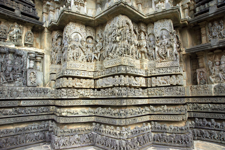 在Hoysaleshwara 印度教寺庙，赫莱比德，卡纳塔克，雕刻我