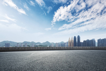 重庆的道路与城市的空旷