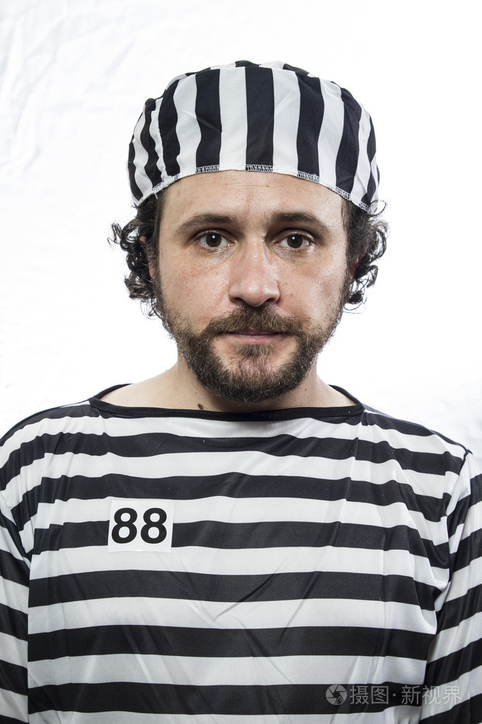 人囚犯在监狱服装照片-正版商用图片0ezwm6-摄图新视界