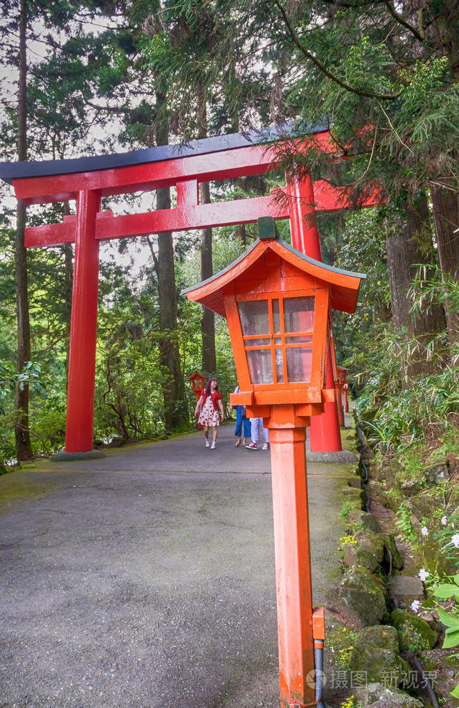 日本箱根神社大门