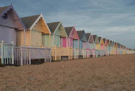 粉彩海滩小屋