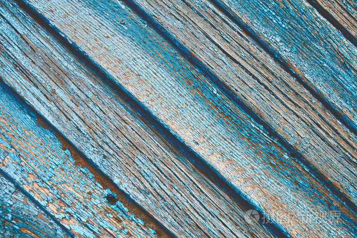 老房子的墙皮脱落