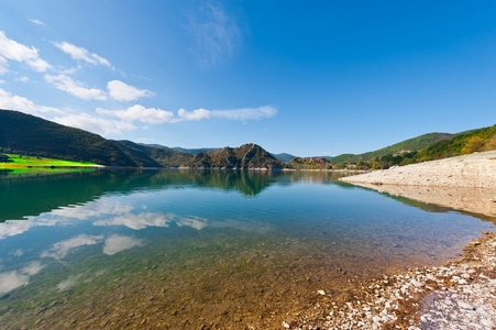 湖泊风景