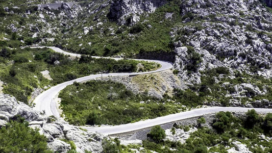 高山蜿蜒的道路马略卡岛