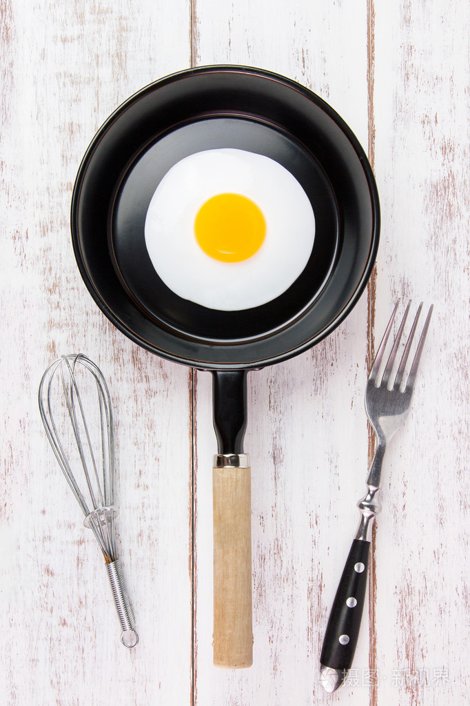 柄上白色木板,顶级六小平底锅煎蛋