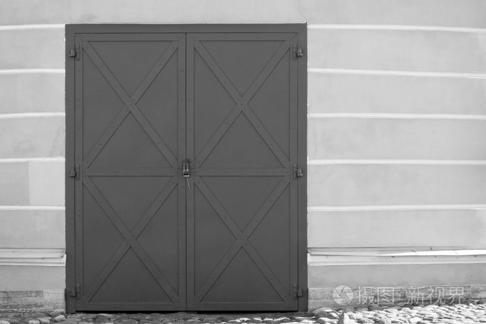 大铁门或单色色调门