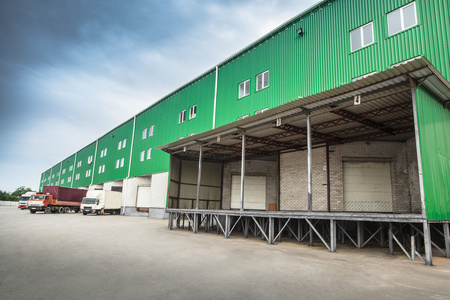 卡车码头仓库图片
