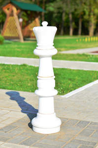 白色的棋子国王是在石棋盘街图片