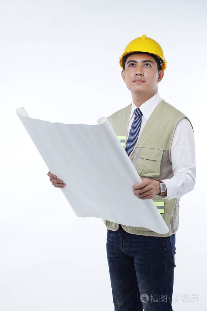 有吸引力的东南亚工程师肖像