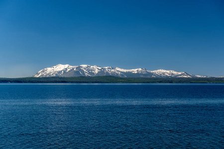 黄石湖与山风景, 怀俄明, 美国