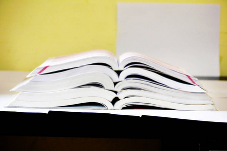 学习资料书籍学习资料照片