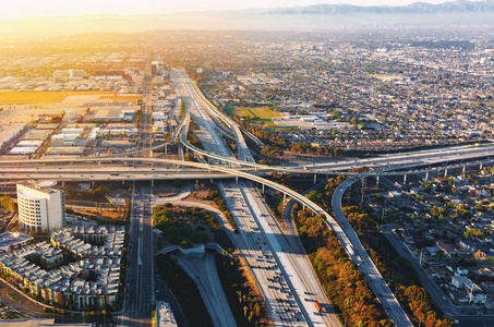 洛杉矶高速公路交通鸟瞰