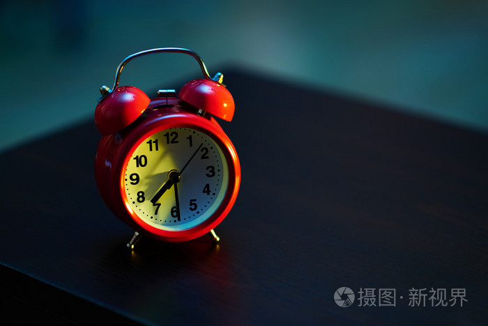 730上午在闹钟在早晨