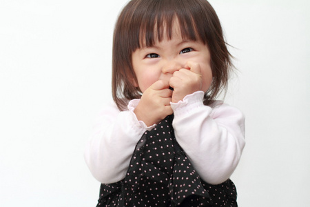 微笑的日本女婴1岁