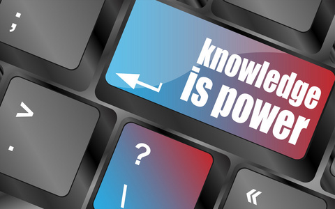 知识是计算机键盘键向量上的电源按钮。 关键词