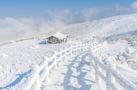 冬季在山上的雪在汉城的景观, 所以