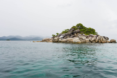 小岛在海洋在普泰国