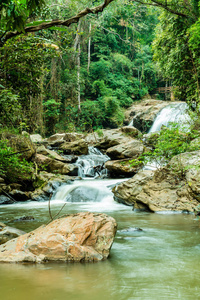 泰国清迈美丽的梅萨瀑布