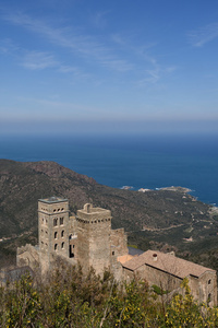 本笃会修道院的圣佩雷日罗杰斯，西班牙赫罗纳省，加泰罗尼亚，