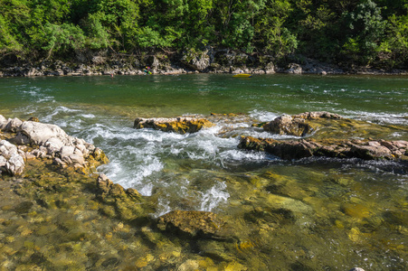 Ardeche 河全景