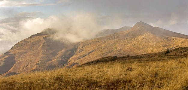 Bieszczady 山脉波兰喀尔巴阡山