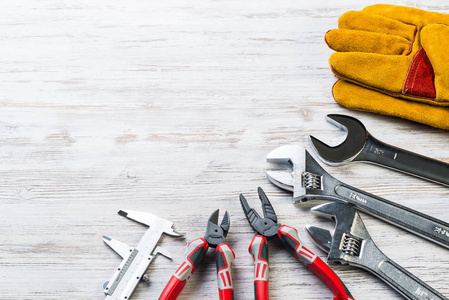 各种维修工具图片