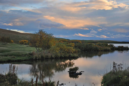 冰岛日落. Myvatn 湖