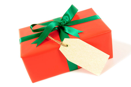 红色圣诞或生日礼物礼物标记 o 绿丝带蝴蝶结