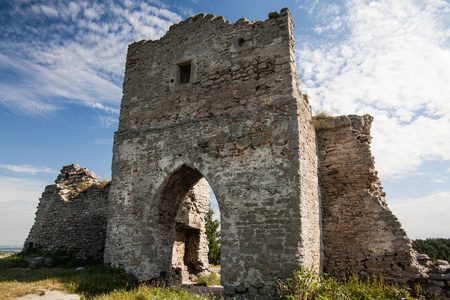 著名的乌克兰地标 景区夏天视图的 Kremenets，泰尔地区，乌克兰在古城堡的废墟