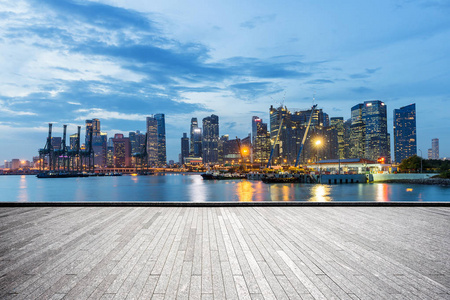 空砖地板和新加坡的城市景观图片