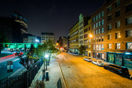 晚上，在翠贝卡，曼哈顿，纽约 Laight 街的视图