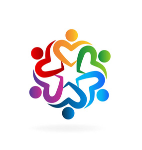 团队精神爱拥抱人标志宠物店 logo 设计的可爱的动物角色.