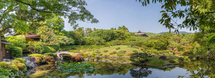 日本奈良Isuien 花园。日式花园