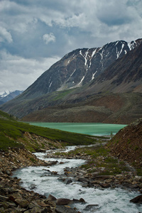 美丽观山清湖