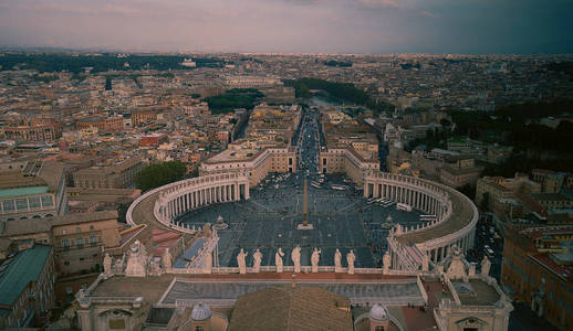 梵蒂冈和罗马的热门景观, 日落时间