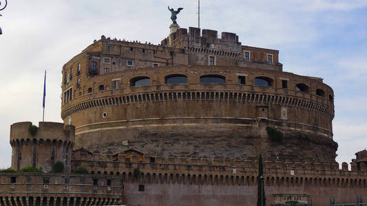 在罗马，意大利著名的圣天使城堡上查看