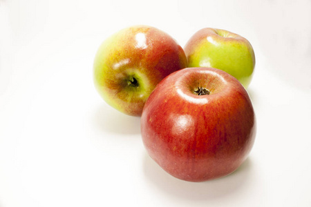 三个苹果