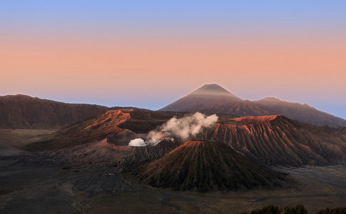 溴火山