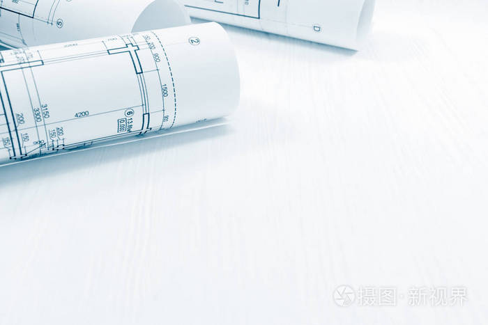 建筑蓝图和工程图纸的白色背景卷