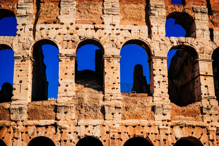 体系结构和在意大利罗马圆形竞技场的拱门