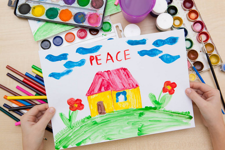 水彩画儿童图片