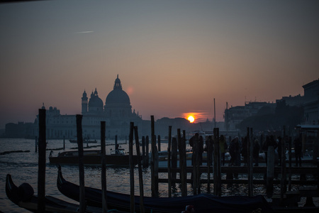 日落的威尼斯