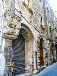 Hdr 的 Anagni 视图