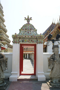 在曼谷，泰国，亚洲的佛寺入口