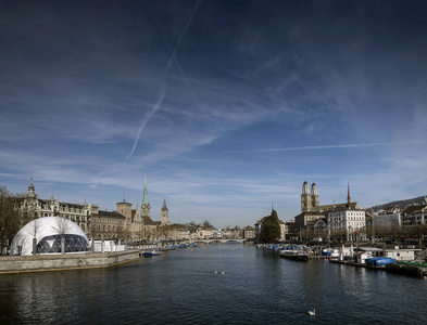 中央苏黎世老城 limmat 河地标风景在 switzerlan