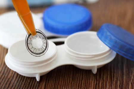 新视觉彩色隐形眼镜, 新视觉矫正技术照片