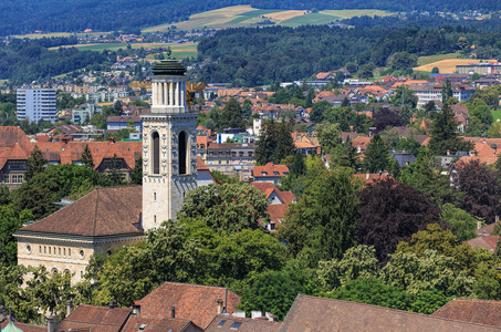 从圣熊大教堂塔 Solothurn 市在瑞士，查看