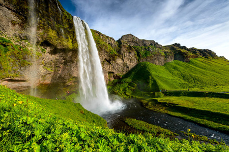 Seljalandsfoss 最著名的冰岛瀑布之一